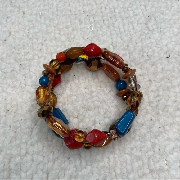 Francesca’s Beaded Stone Wrap Blue Red Bracelet - Picture 5 of 6